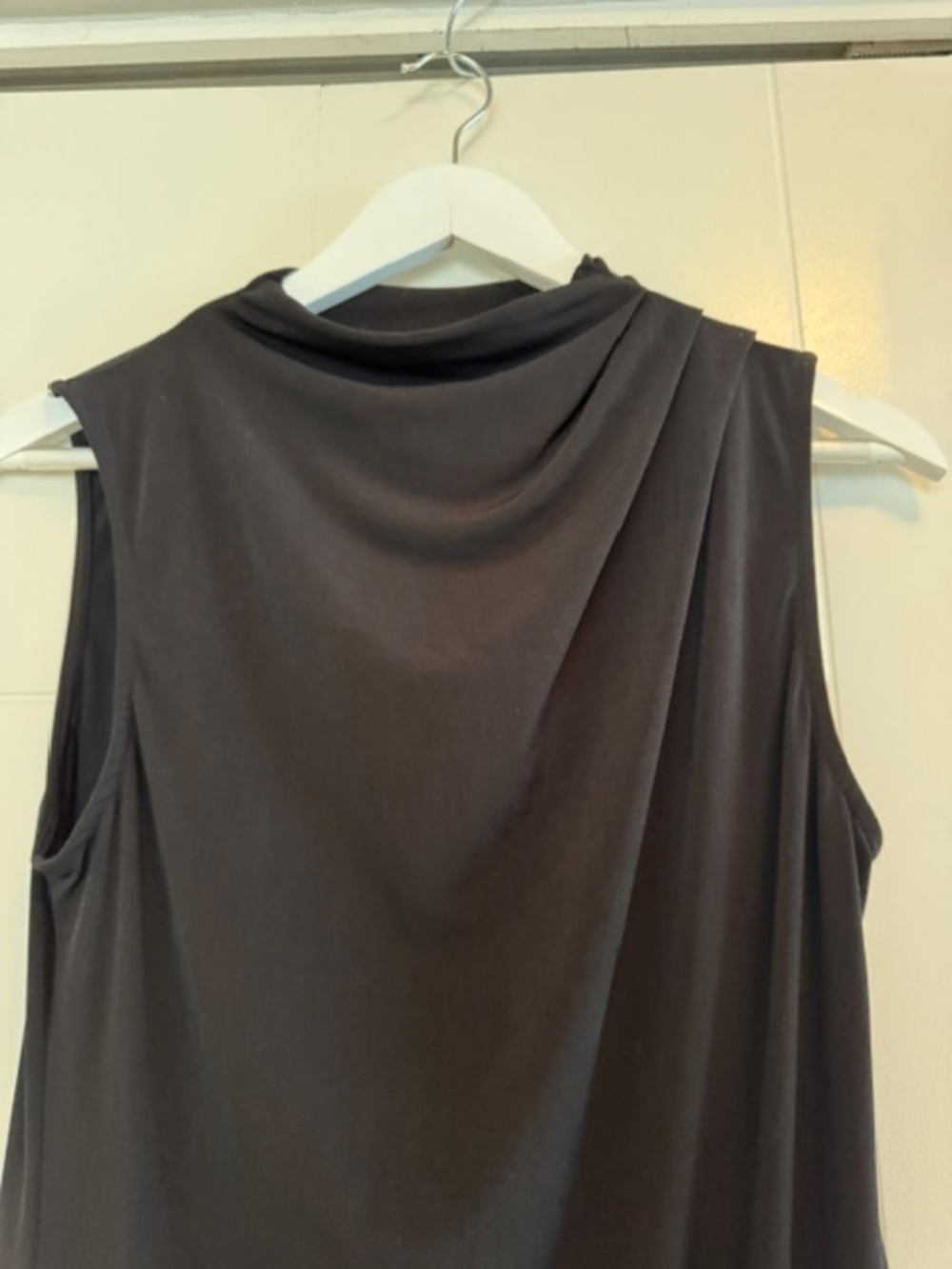 COWL NECK SLEEVELESS DRESS - Black - Size L